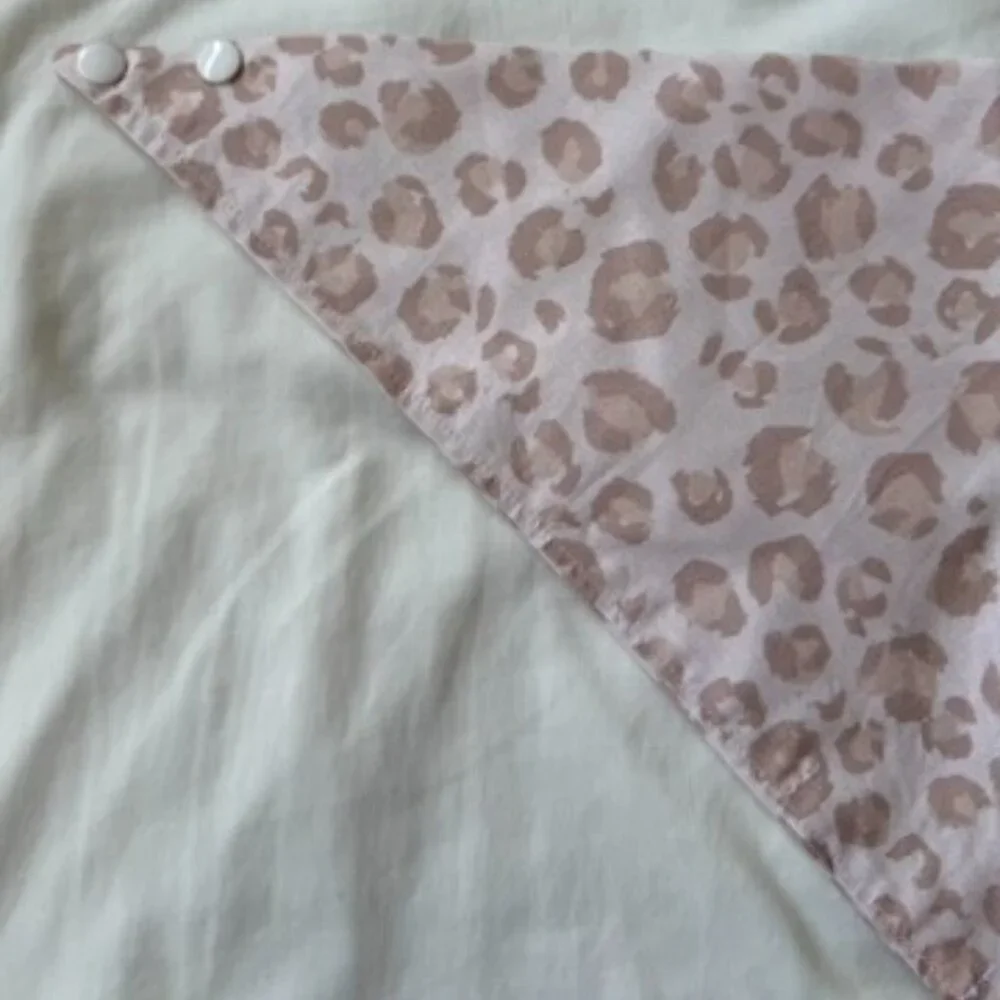 Canoodle nwt leopard